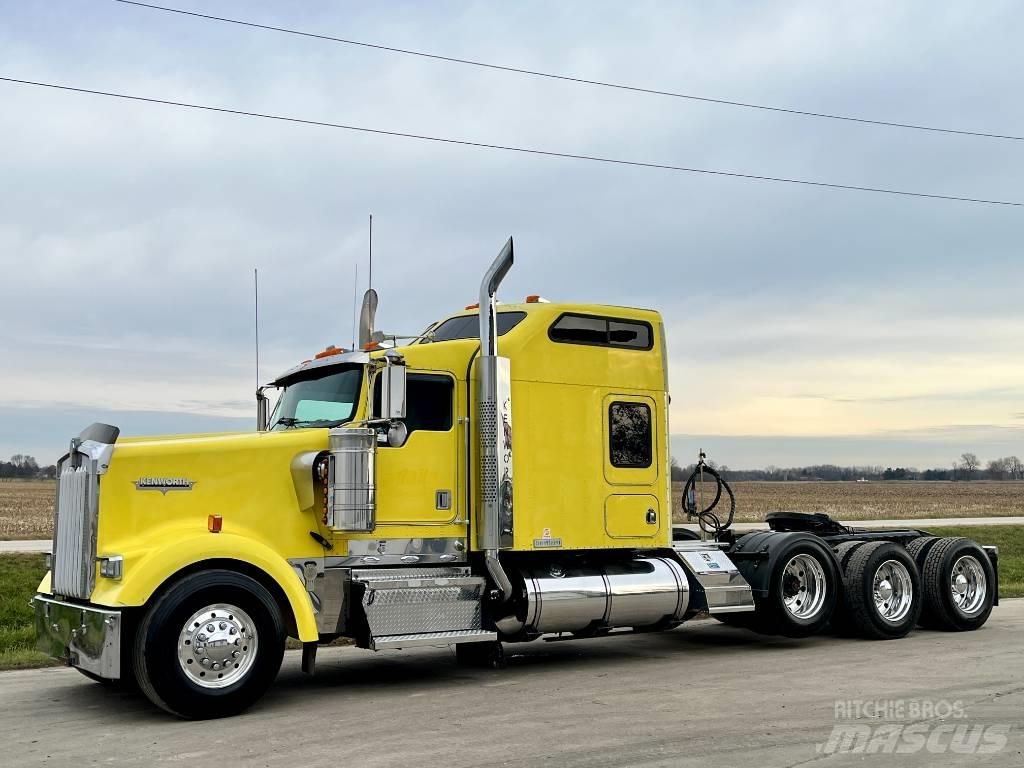 Kenworth W 900 Vilcēji