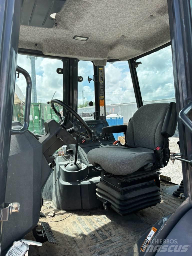 DEERE 310L EP Ekskavatori-iekrāvēji