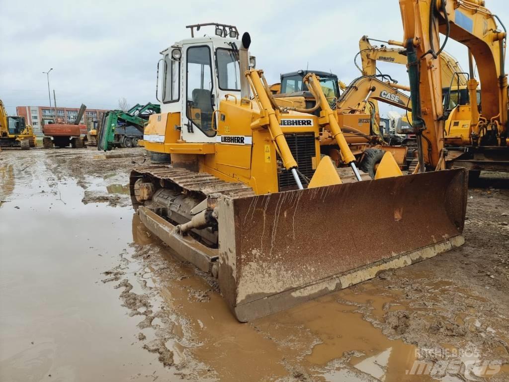 Liebherr PR 722 Kāpurķēžu buldozeri