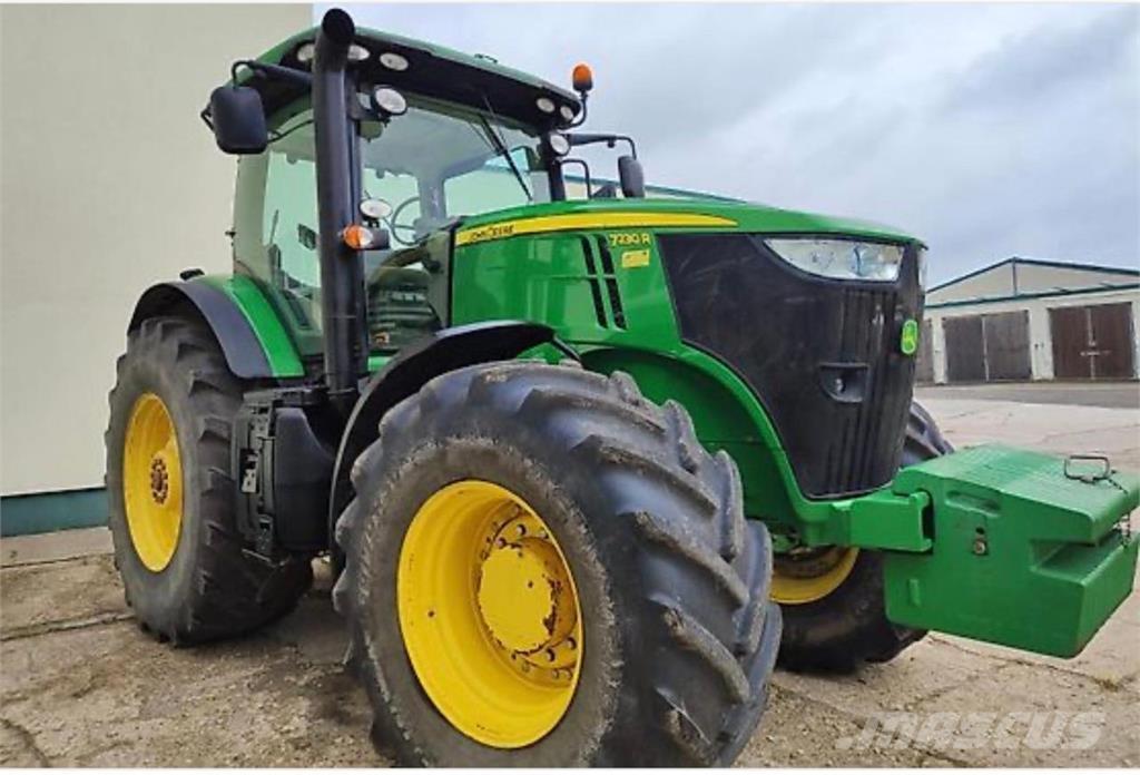 John Deere 7230 R Traktori