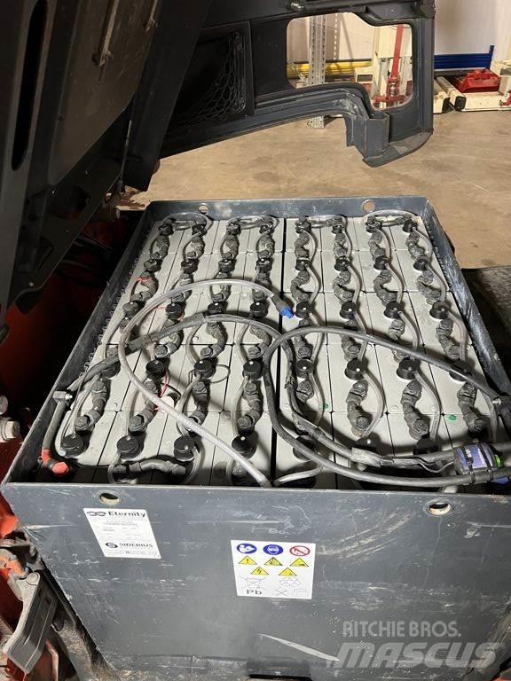 Linde E30/600HL-01 Elektriskie iekrāvēji