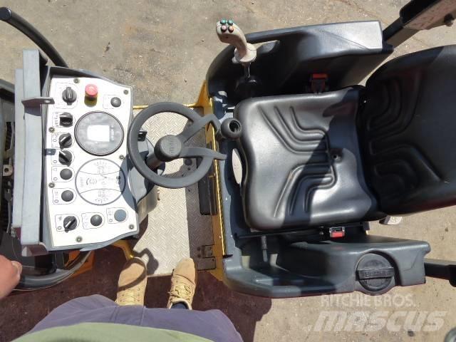 Bomag BW 80 AD-5 Divvalču grunts veltņi