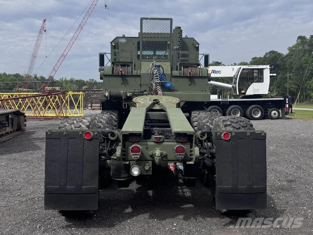 Oshkosh M1070 Vilcēji
