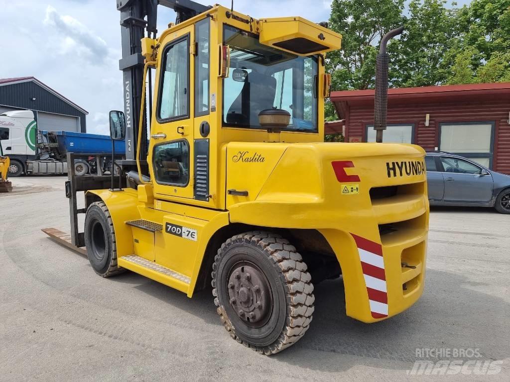 Hyundai 70 D-7 E Tehnika ar dīzeļa dzinēju