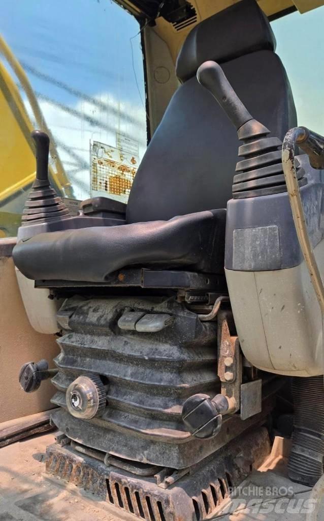 CAT 325 CL Kāpurķēžu ekskavatori