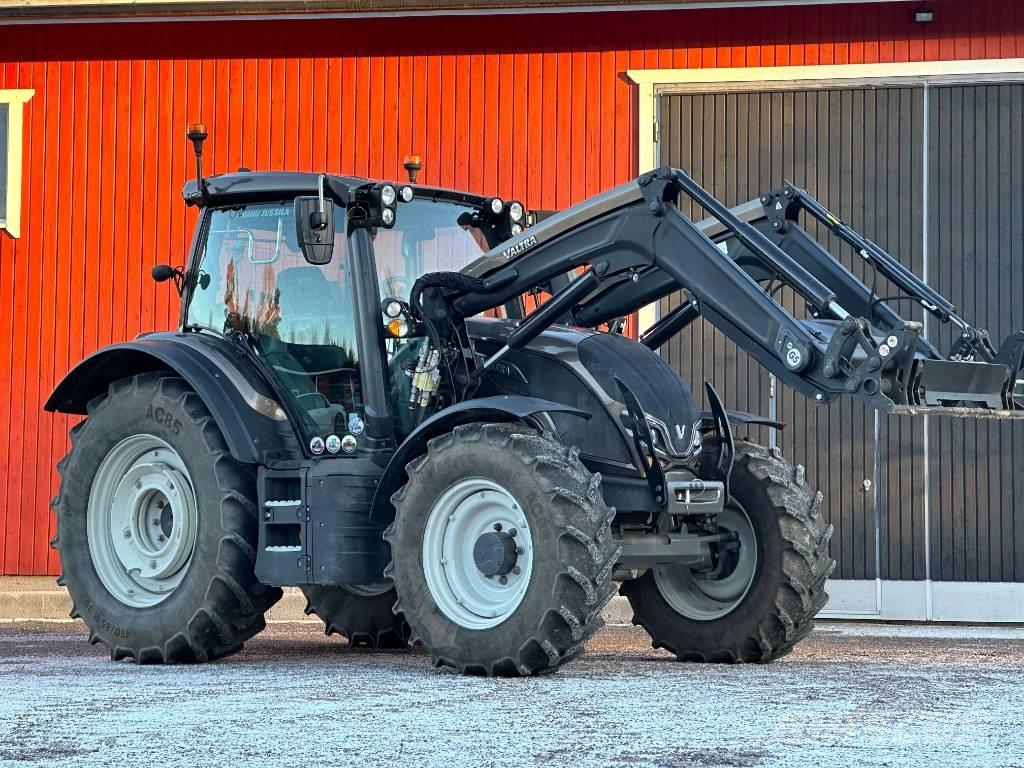 Valtra N 135 Active Traktori