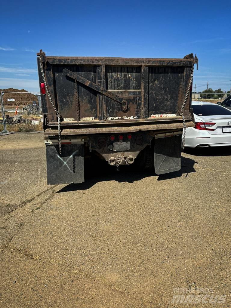 Ford F 650 Pašizgāzējs