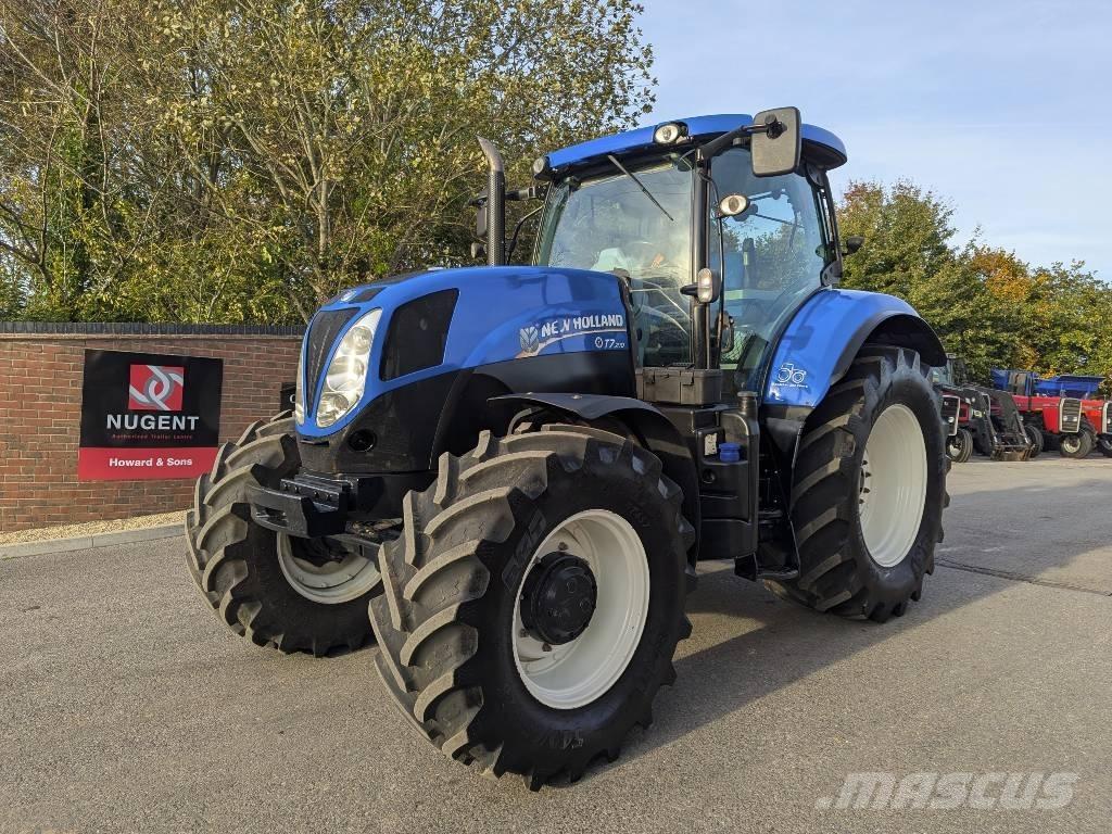 New Holland T 7.210 Traktori