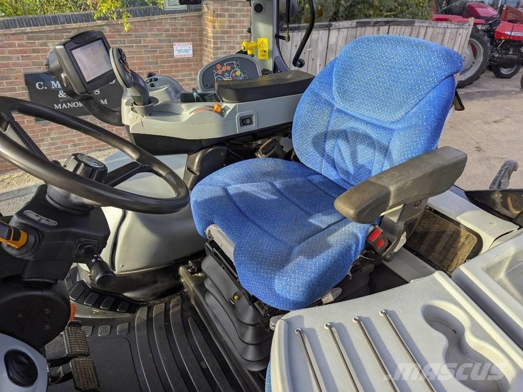 New Holland T 7.210 Traktori