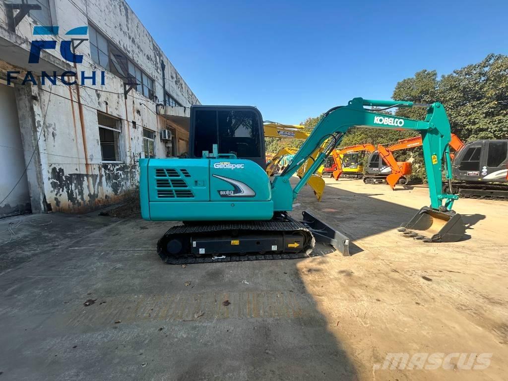 Kobelco SK60-8 Kāpurķēžu ekskavatori