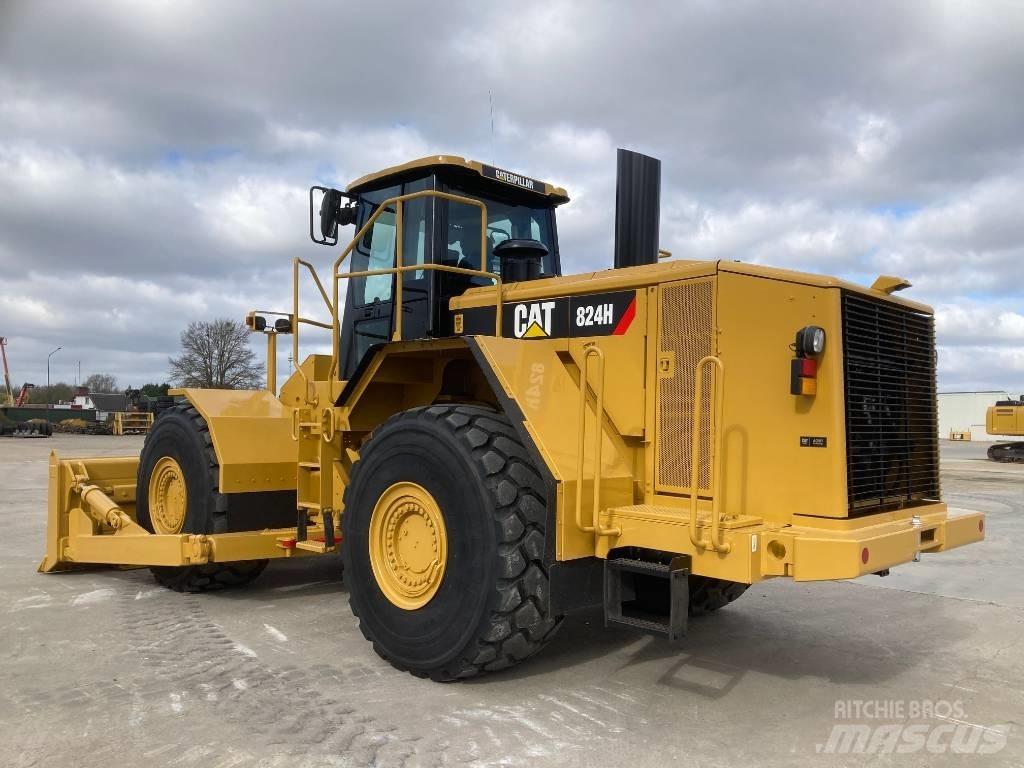CAT 824 H Riteņu buldozeri