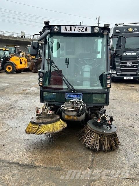 Schmidt Compact 200 Ielu tīrīšanas mašīnas