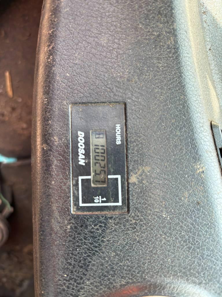 Doosan DL 300-5 Iekrāvēji uz riteņiem