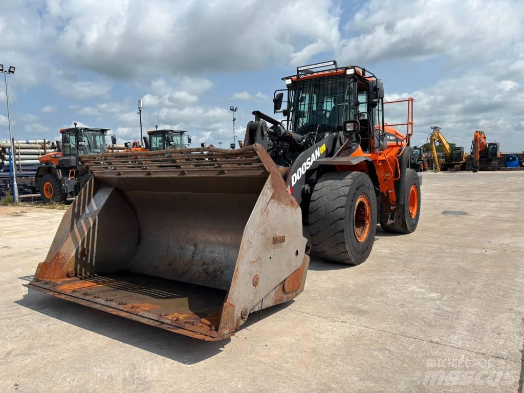 Doosan DL 300-5 Iekrāvēji uz riteņiem