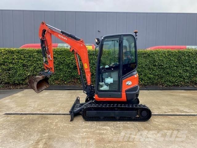 CAT 302.7 D CR Mini ekskavatori < 7 t