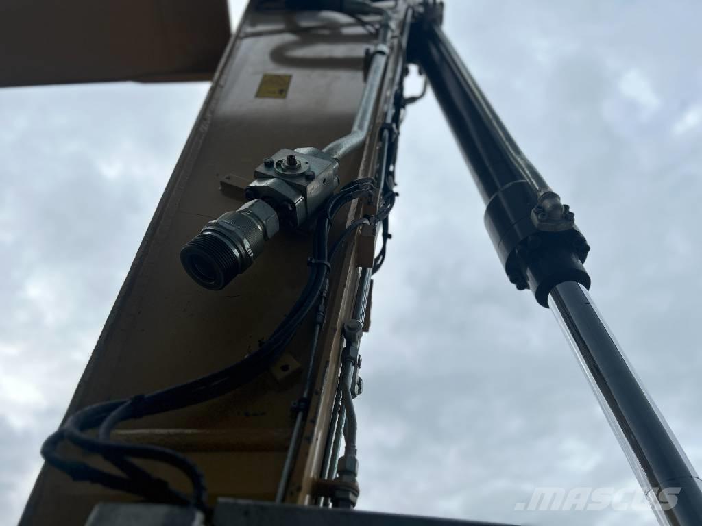 CAT M318F Ekskavatori uz riteņiem