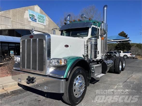 Peterbilt 389 Vilcēji