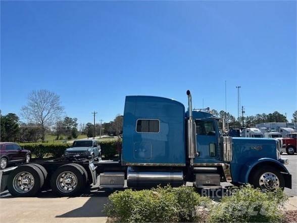 Peterbilt 389 Būvniecība- Citi