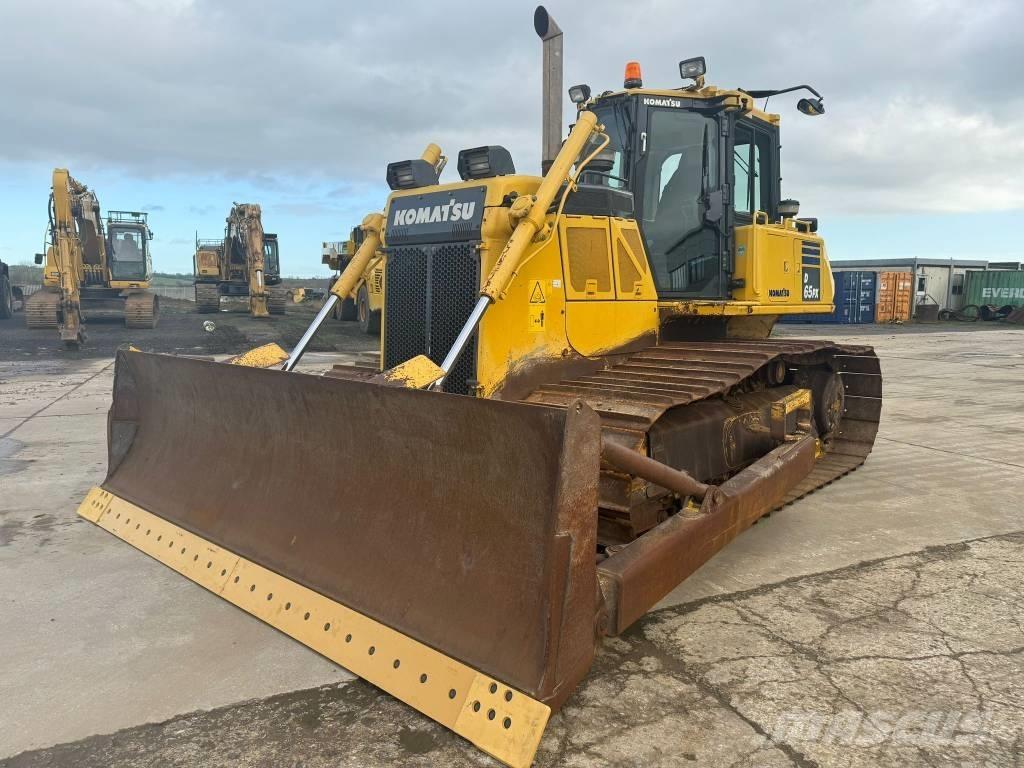 Komatsu D 65 PX-18 Kāpurķēžu buldozeri