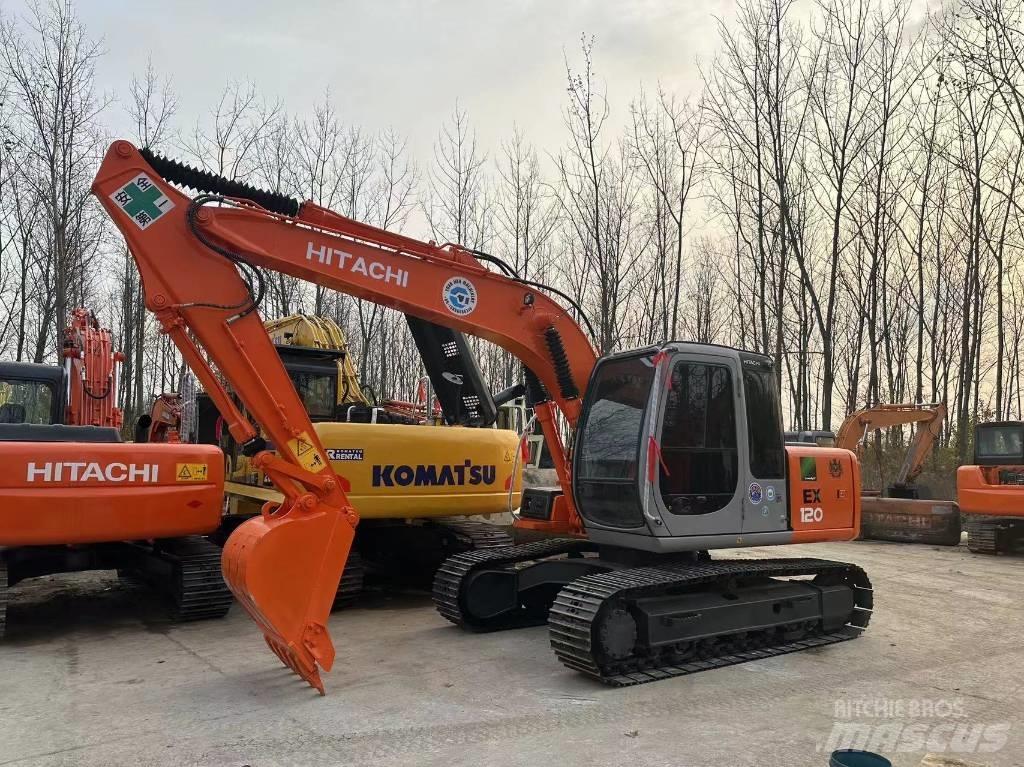 Hitachi EX120 Kāpurķēžu ekskavatori