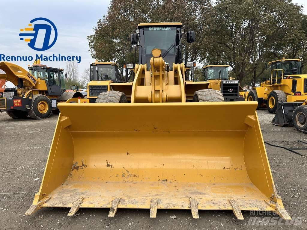 CAT 966H Iekrāvēji uz riteņiem
