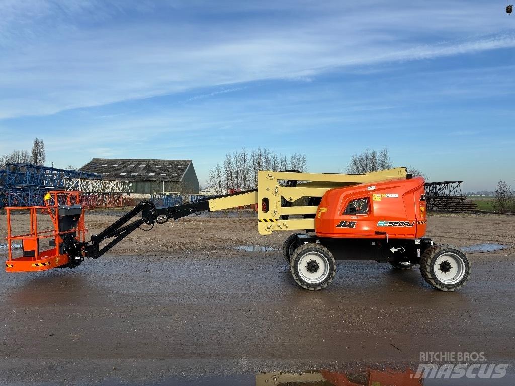 JLG EC 520 AJ Strēles pacēlāji