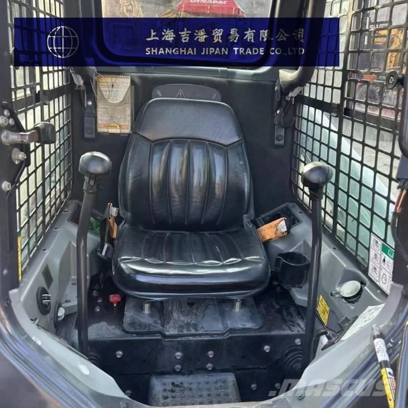 Bobcat S 450 Lietoti riteņu kompaktiekrāvēji