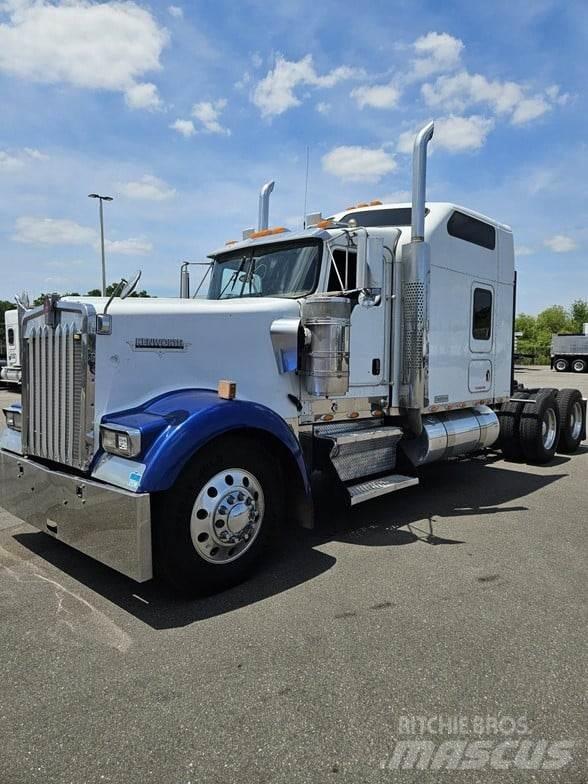 Kenworth W900 Vilcēji