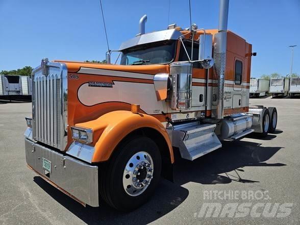 Kenworth W900 Vilcēji