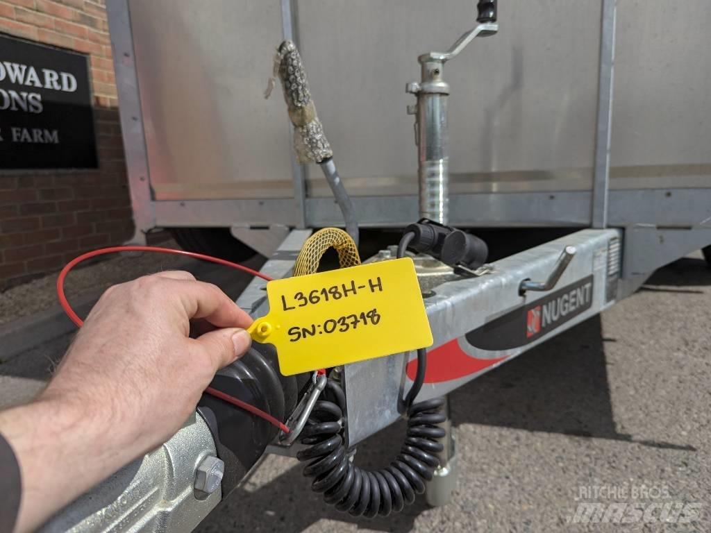 Nugent L3618H-H Dzīvnieku transportēšanas piekabes