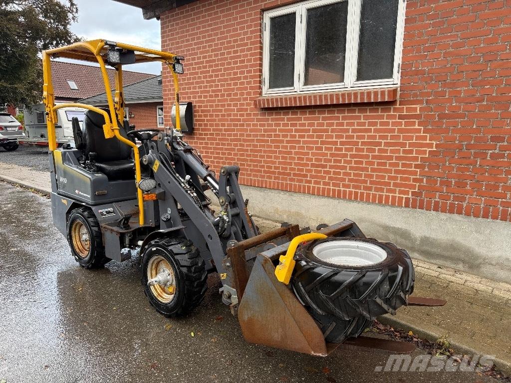 Eurotrac W10 Iekrāvēji uz riteņiem