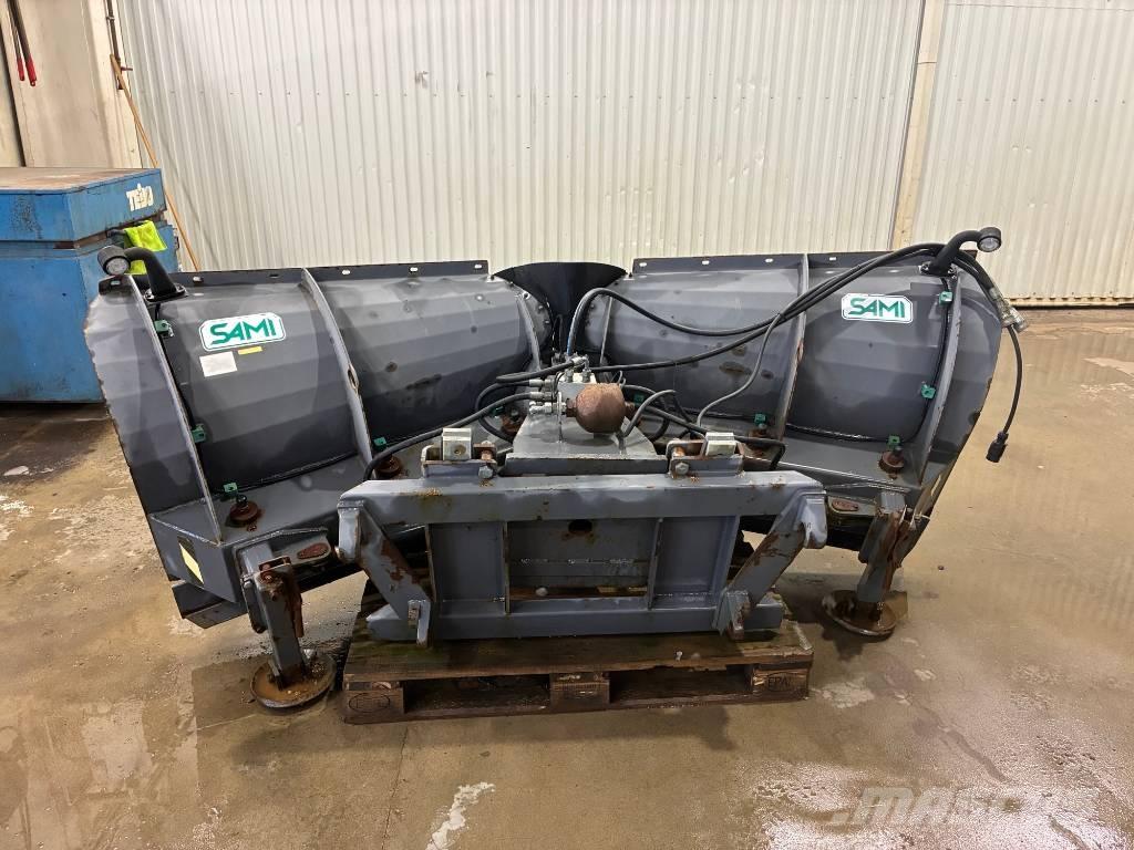 Sami VM 2400 Sniega traktori