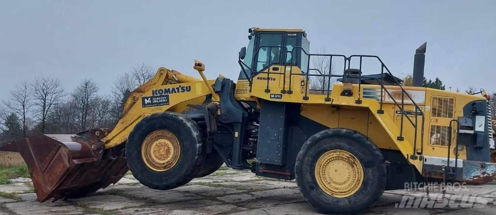 Komatsu WA 600-6 Iekrāvēji uz riteņiem