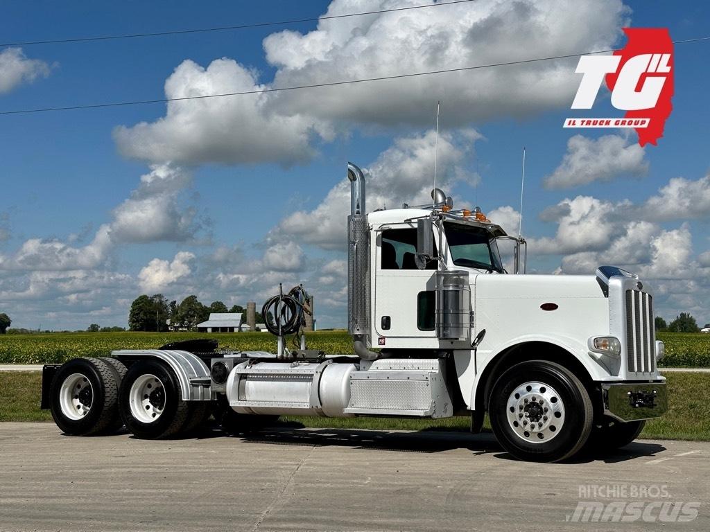 Peterbilt 388 Vilcēji
