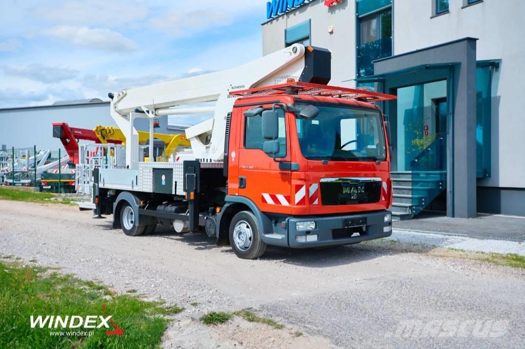 Ruthmann T 300 Pacēlāji uz automašīnas bāzes