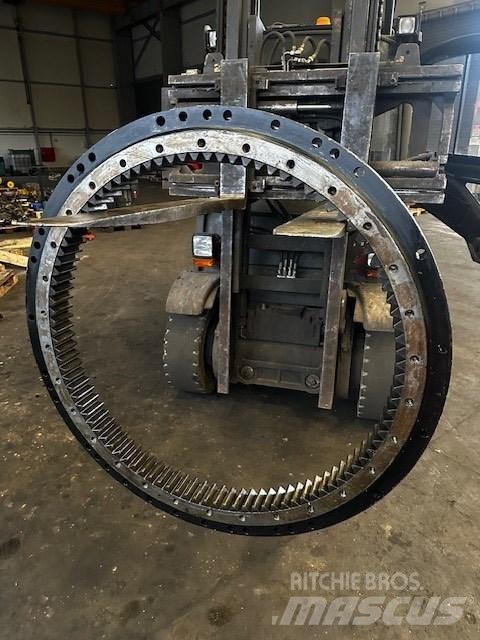 CAT M 316 BEARING Šasija un piekare