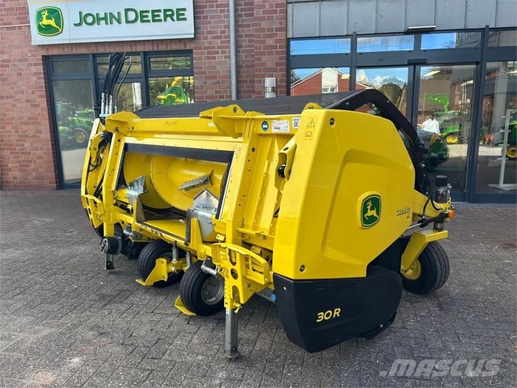 John Deere 30R Siena un lopbarības novākšanas mašīnu piederumi