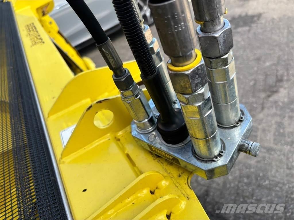 John Deere 30R Siena un lopbarības novākšanas mašīnu piederumi