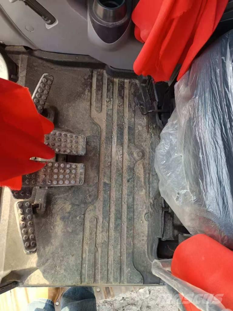 Hitachi ZX 70 Vidēja lieluma ekskavatori 7 t - 12 t