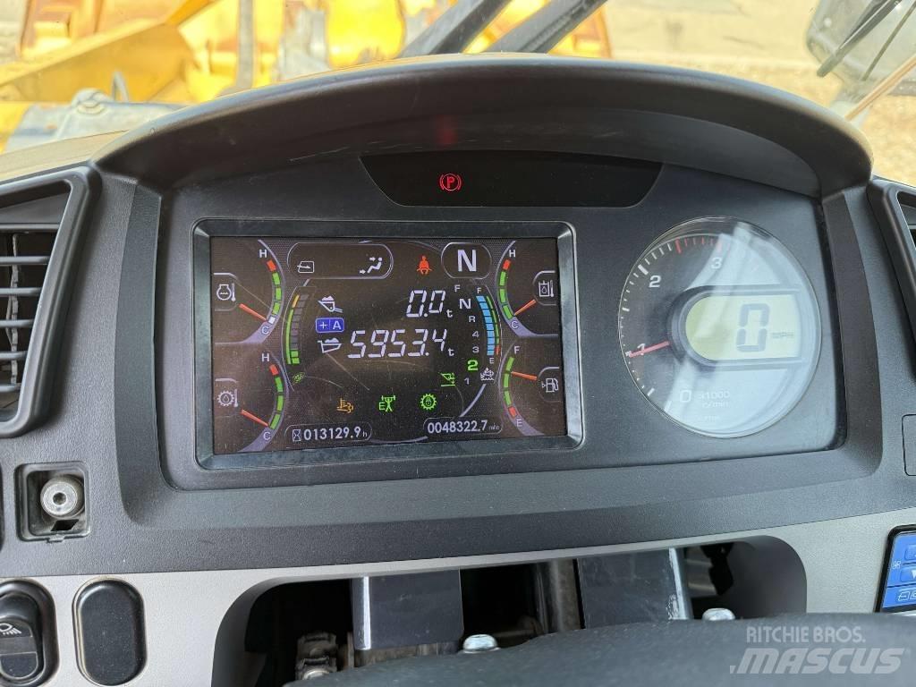 Komatsu WA500-8 Iekrāvēji uz riteņiem