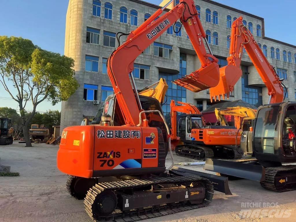 Hitachi ZX 70 Kāpurķēžu ekskavatori