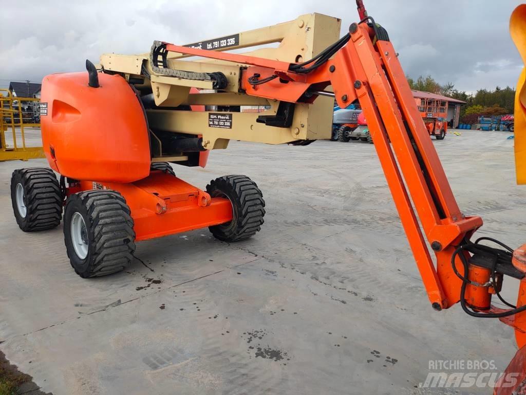 JLG 450 AJ Strēles pacēlāji