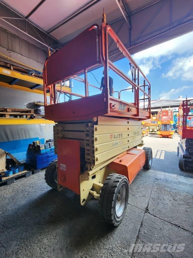 JLG 4069 LE Šķerveida pacēlāji