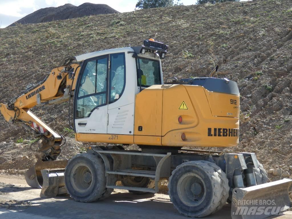 Liebherr A 912 Ekskavatori uz riteņiem