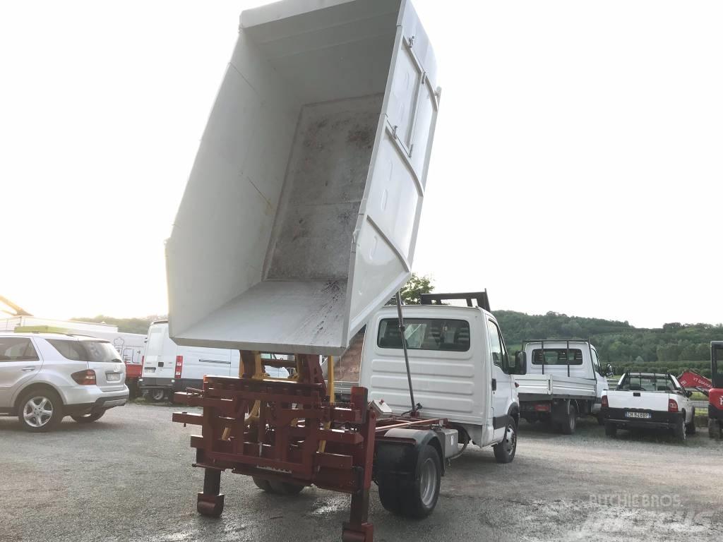 Iveco Daily 35-150 Pašizgāzējs
