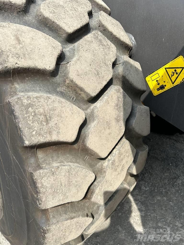 Volvo l150h Iekrāvēji uz riteņiem