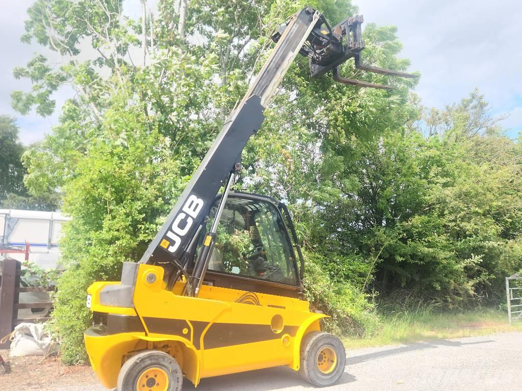 JCB TLT 35 D 4x4 Tehnika ar dīzeļa dzinēju