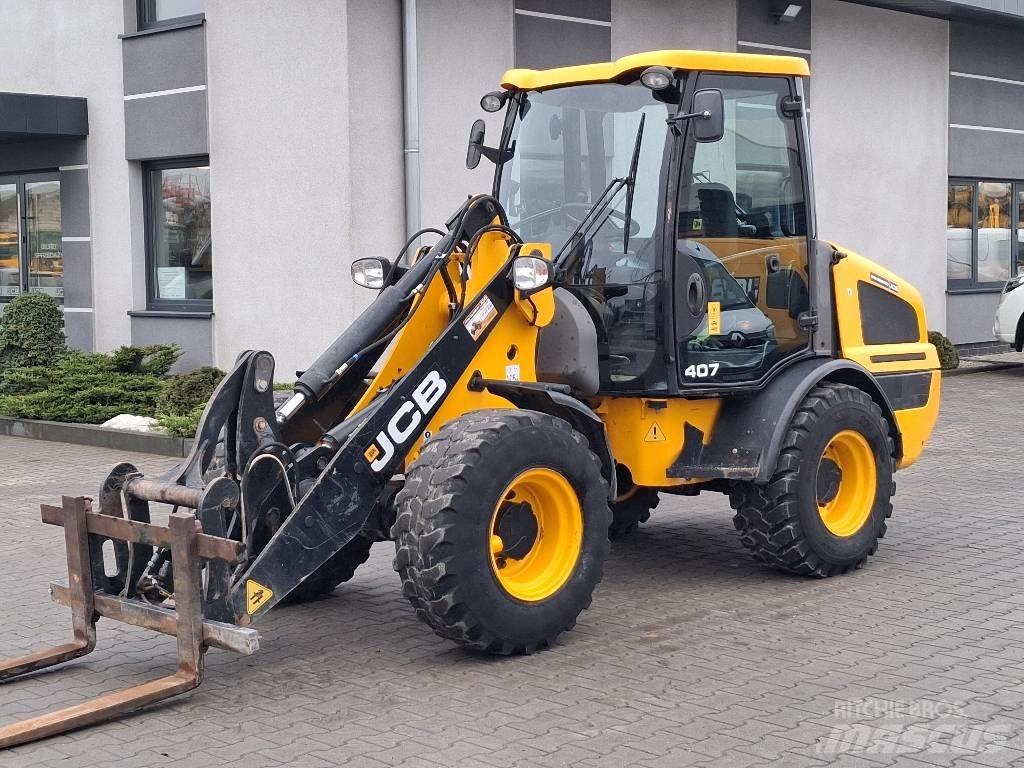 JCB 407 Iekrāvēji uz riteņiem