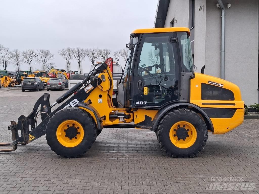 JCB 407 Iekrāvēji uz riteņiem