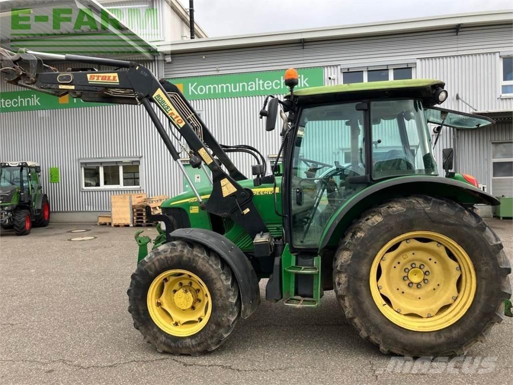 John Deere 5820 Traktori